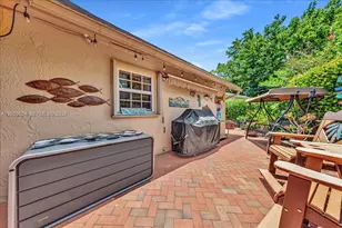2155 Nova Village Dr, Davie, FL 33317 - Photo 22