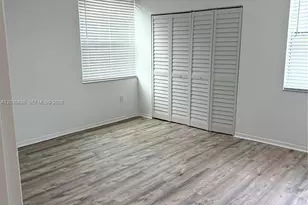 802 NW 87th Ave, Miami, FL 33172 - Photo 18