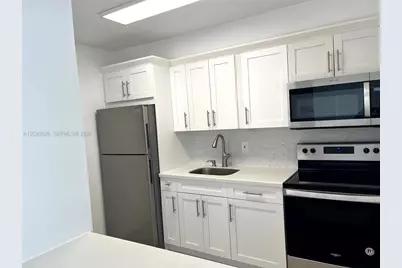 802 NW 87th Ave #321, Miami, FL 33172 - Photo 32