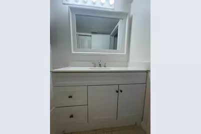 2811 N Oakland Forest Dr #206, Oakland Park, FL 33309 - Photo 14