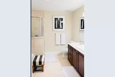 100 Andalusia Ave #402, Coral Gables, FL 33134 - Photo 10