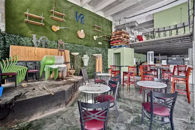 First Generation Restaurant For Lease in Doral, Doral, FL 33166 - Photo 16
