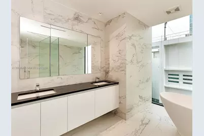 1000 Biscayne Blvd #4802, Miami, FL 33132 - Photo 20