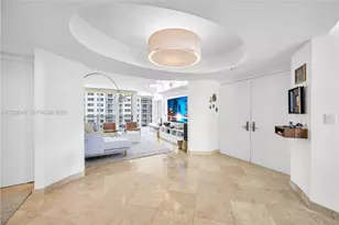 19333 Collins Ave, Sunny Isles Beach, FL 33160 - Photo 10