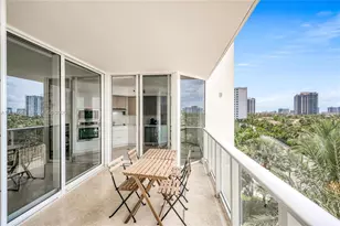 19333 Collins Ave, Sunny Isles Beach, FL 33160 - Photo 20