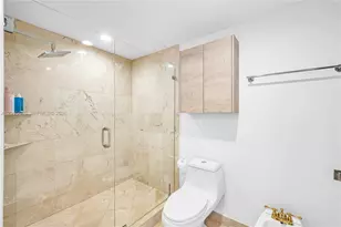 19333 Collins Ave, Sunny Isles Beach, FL 33160 - Photo 18