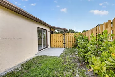 6250 NW 14th St, Sunrise, FL 33313 - Photo 38