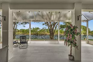 1581 Winterberry Ln, Weston, FL 33327 - Photo 24