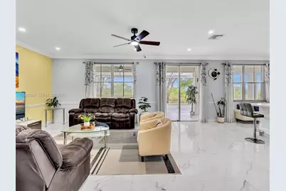 1581 Winterberry Ln, Weston, FL 33327 - Photo 10
