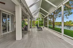 1581 Winterberry Ln, Weston, FL 33327 - Photo 22