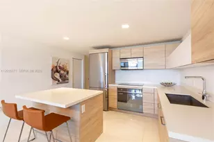16385 Biscayne Blvd, North Miami Beach, FL 33160 - Photo 10