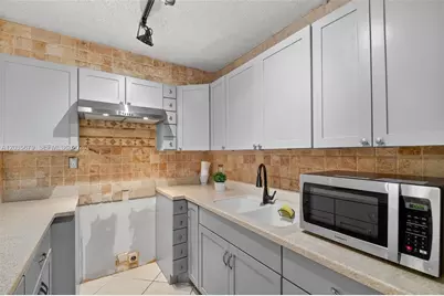 1534 Forest Lakes Cir #A, West Palm Beach, FL 33406 - Photo 22