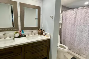 3450 Blue Lake Dr, Pompano Beach, FL 33064 - Photo 14