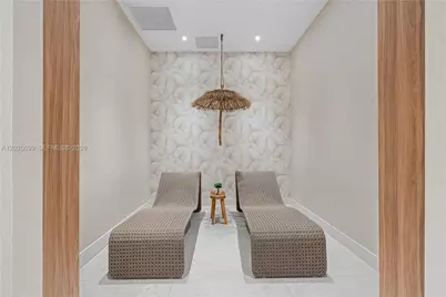 16395 Biscayne Blvd #318, North Miami Beach, FL 33160 - Photo 20