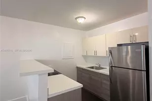 1040 NW 3rd Ave, Miami, FL 33136 - Photo 2