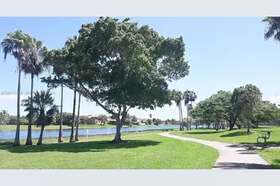 22421 SW 88th Pl #303-2, Cutler Bay, FL 33190 - Photo 16