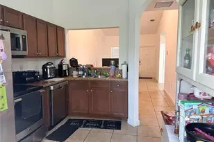 22421 SW 88th Pl, Cutler Bay, FL 33190 - Photo 8