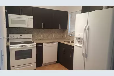 1610 Lenox Ave #203, Miami Beach, FL 33139 - Photo 6