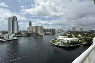 121 Golden Isles Dr, Hallandale Beach, FL 33009 - Photo 18
