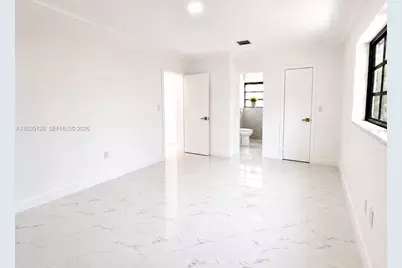 401 S Shore Dr, Miami Beach, FL 33141 - Photo 18