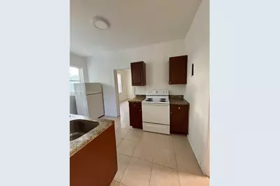1060 NW 47th St #7, Miami, FL 33127 - Photo 2