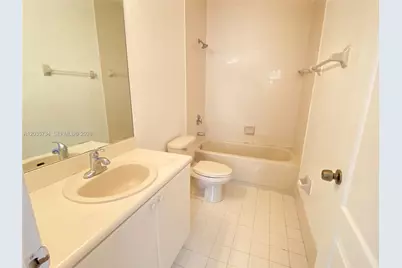1658 SE 28th Ct #201, Homestead, FL 33035 - Photo 22