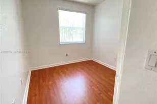1658 SE 28th Ct, Homestead, FL 33035 - Photo 10