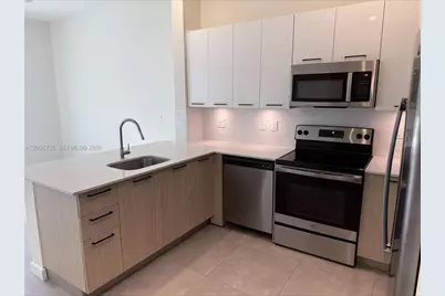 16395 Biscayne Blvd #901, North Miami Beach, FL 33160 - Photo 1