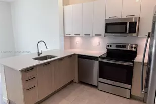 16395 Biscayne Blvd, North Miami Beach, FL 33160 - Photo 1