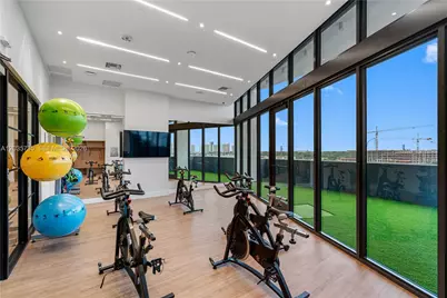 16395 Biscayne Blvd #901, North Miami Beach, FL 33160 - Photo 18