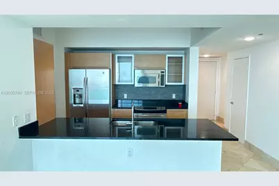 950 Brickell Bay Dr #3411, Miami, FL 33131 - Photo 4