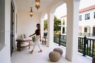 504 Malaga Ave, Coral Gables, FL 33134 - Photo 2