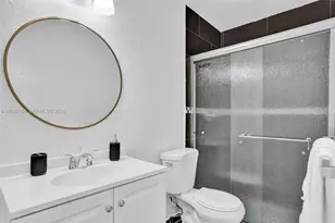 310 NE 162nd St, Miami, FL 33162 - Photo 12