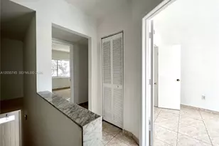 444 NW 84th St, Miami, FL 33150 - Photo 12