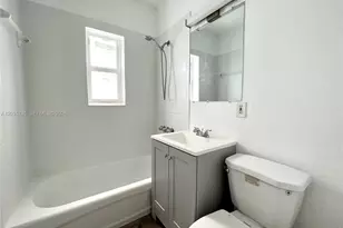 444 NW 84th St, Miami, FL 33150 - Photo 14