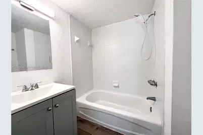 444 NW 84th St #444, Miami, FL 33150 - Photo 22