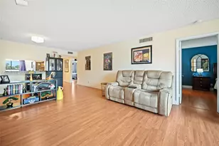 5598 Witney Dr, Delray Beach, FL 33484 - Photo 6