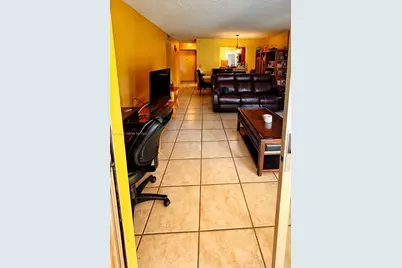 1024 SE 3rd Ave #304, Dania Beach, FL 33004 - Photo 8