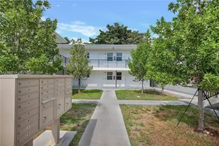 1710 NW 1st Ct, Miami, FL 33136 - Photo 8