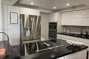 2780 NE 183rd St, Aventura, FL 33160 - Photo 8