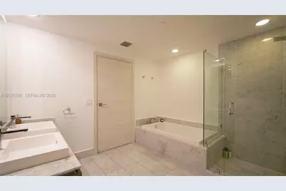 801 S Miami Ave #2506, Miami, FL 33130 - Photo 26