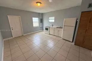 2014 Funston St, Hollywood, FL 33020 - Photo 2