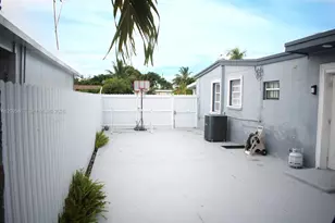 3520 NW 99th St, Miami, FL 33147 - Photo 2