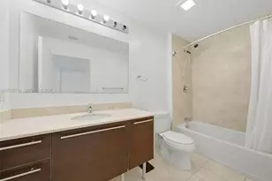 1900 N Bayshore Dr, Miami, FL 33132 - Photo 8