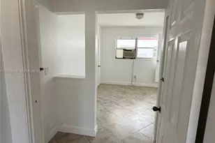 7720 Byron Ave, Miami Beach, FL 33141 - Photo 6