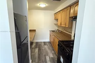 7720 Byron Ave, Miami Beach, FL 33141 - Photo 4