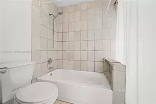 443 NE 38th St, Boca Raton, FL 33431 - Photo 24
