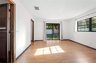 443 NE 38th St, Boca Raton, FL 33431 - Photo 20