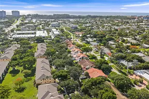 443 NE 38th St, Boca Raton, FL 33431 - Photo 34