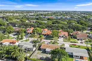443 NE 38th St, Boca Raton, FL 33431 - Photo 32